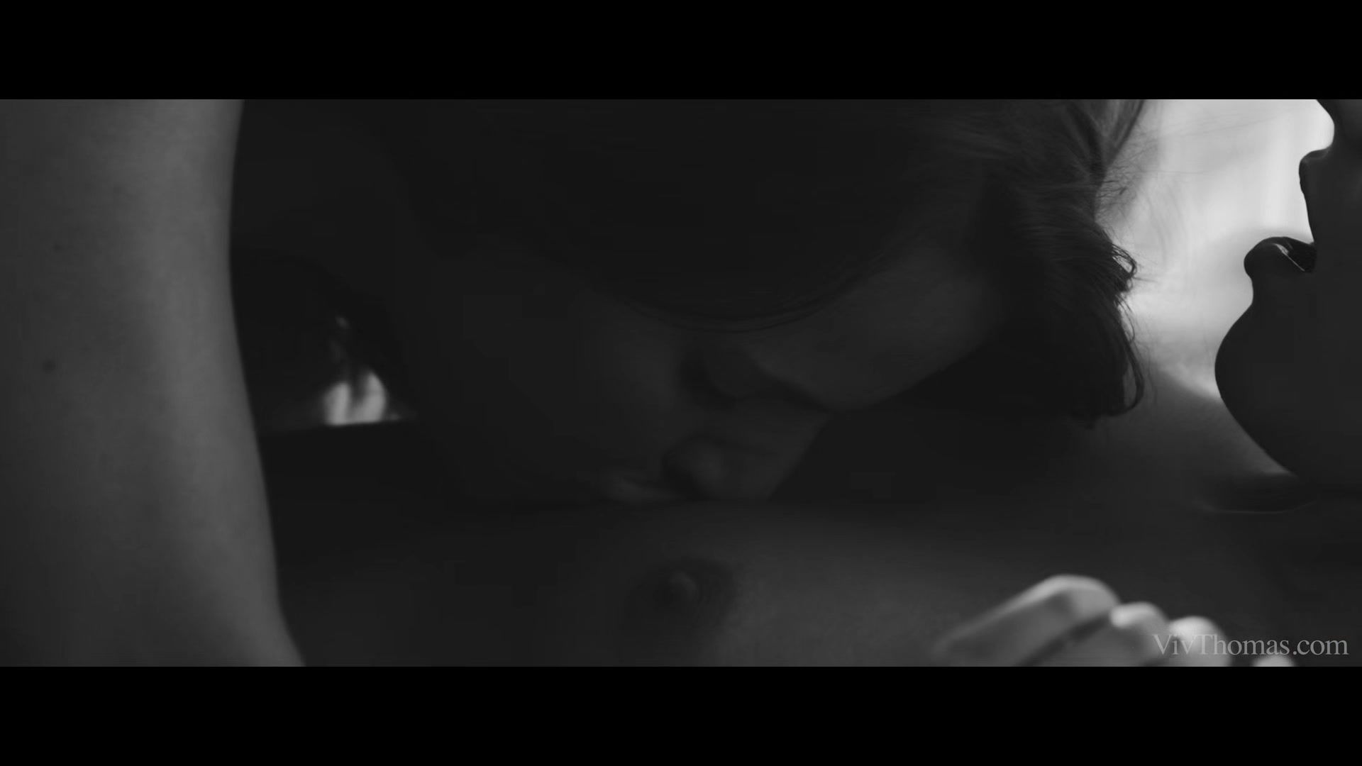 Memento - Reloaded 1 - Excited - Kira Zen & Leila Smith - VivThomas
