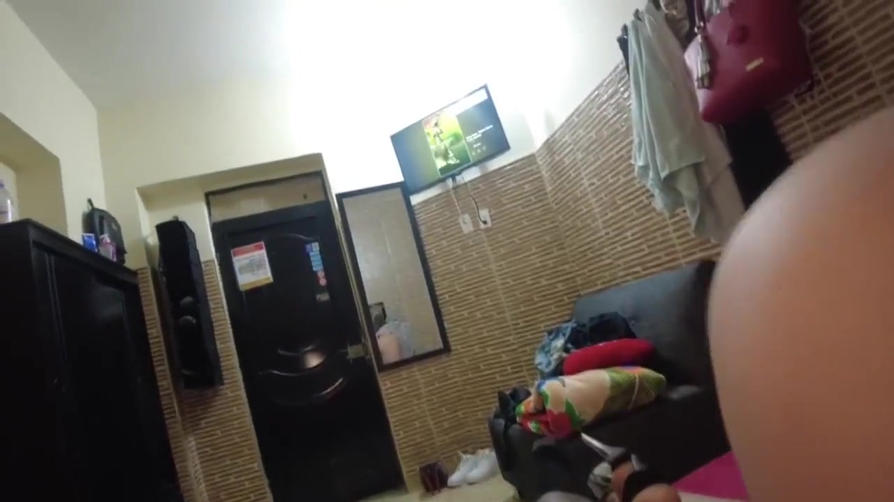 Thick Colombian Escort Is A Little Camera Shy