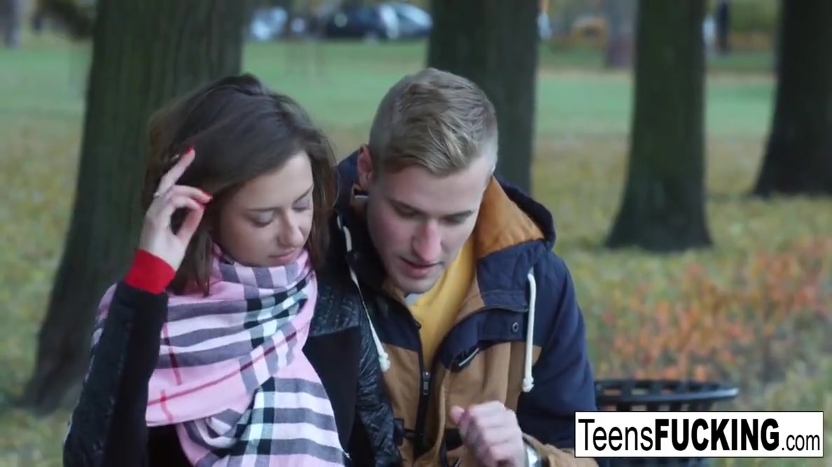 A Romantic Date Ends In A Creampie For Young Sandra
