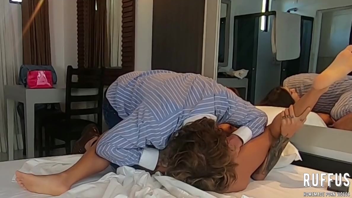 Super Hot Patient Bangs Doctor In Hospital Room