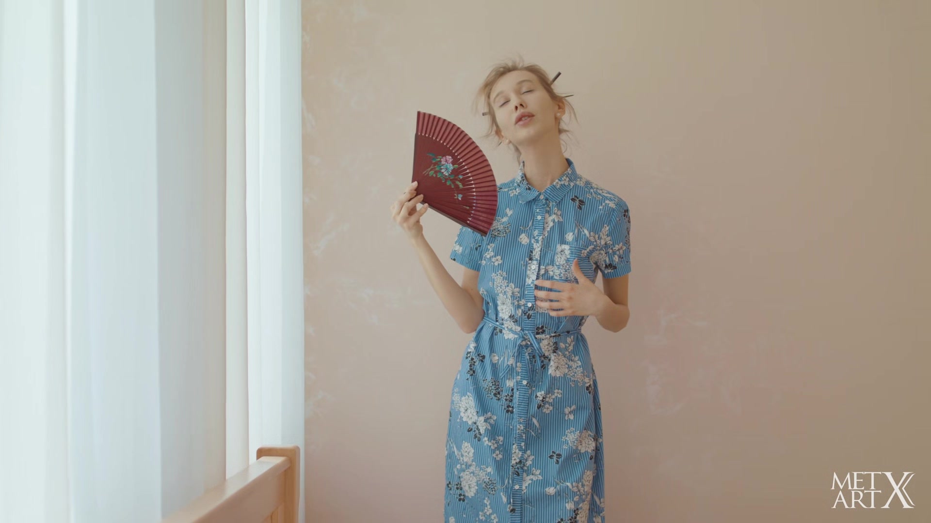 Fragrant Tea - Alice Bright - MetartX