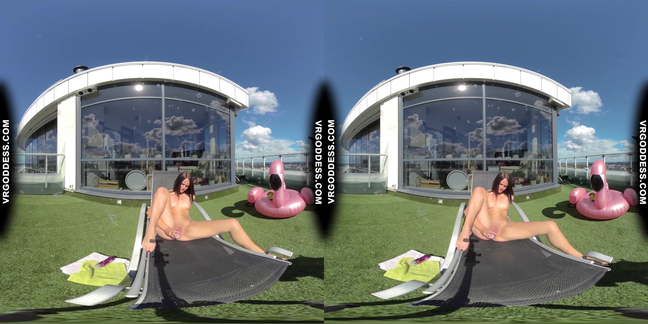 Hot Teen Roaslina Naked Sunbathing Bubbles Dildo Orgasm