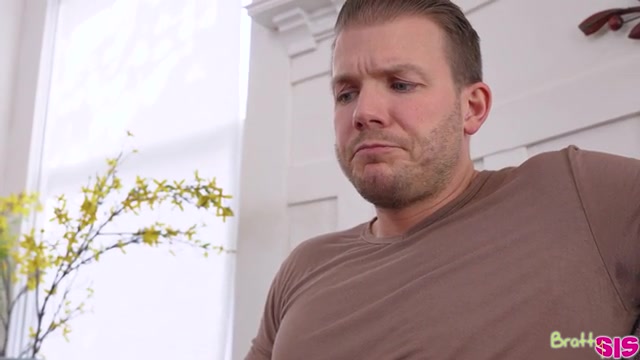 Do My Boobies Fit This Bra Stepbro - S22:E2 - Brattysis