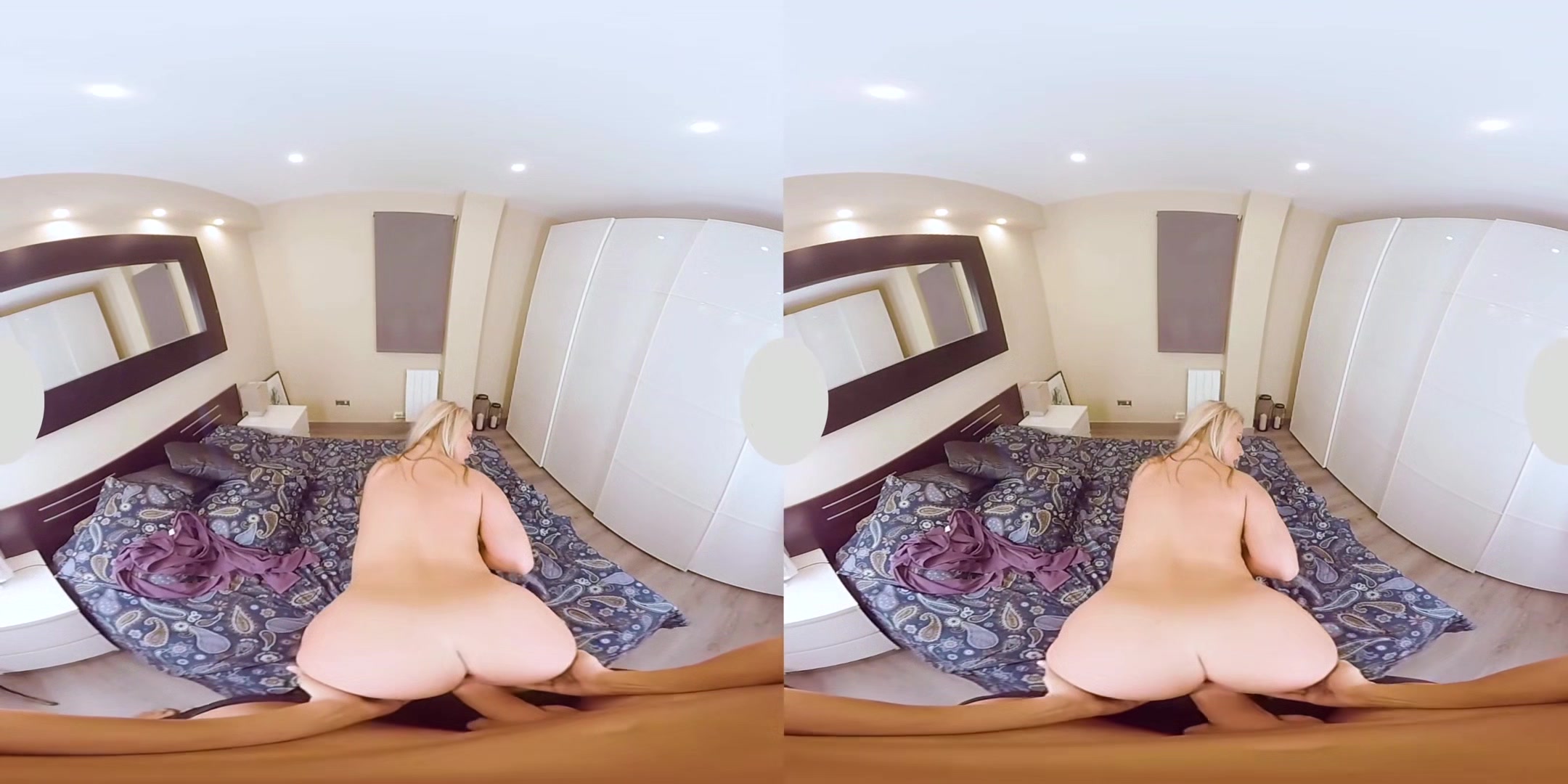 The Love We Share Seems To Go Nowhere - Amateur Blonde