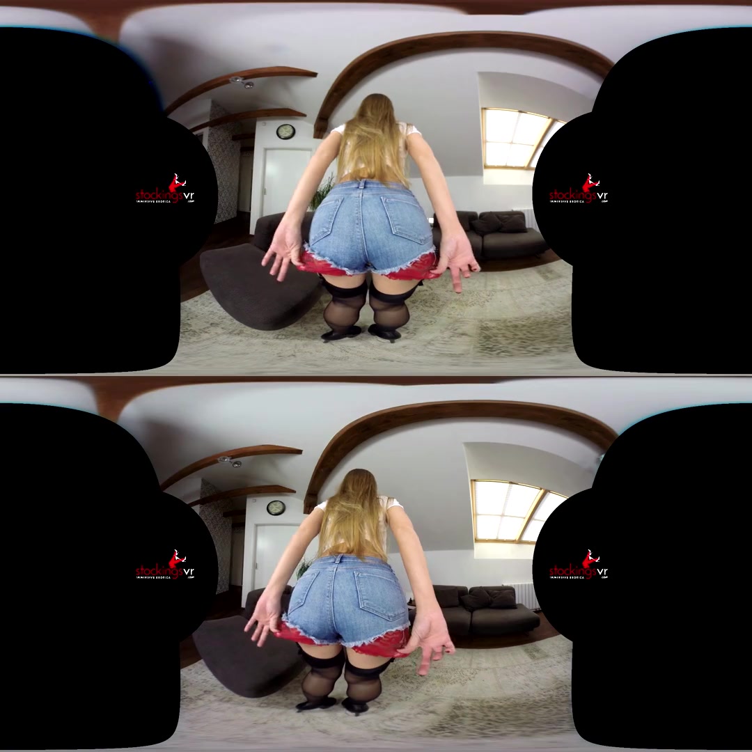 Alexis Crystal in Ecstasy Girl Alexis Crystal - StockingsVR