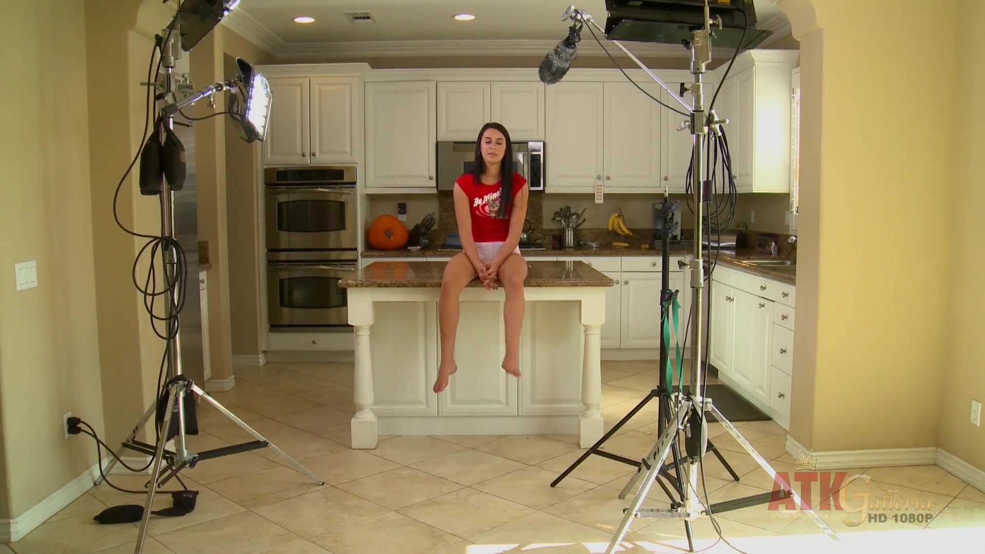 Adorable brunette strips off and poses at casting