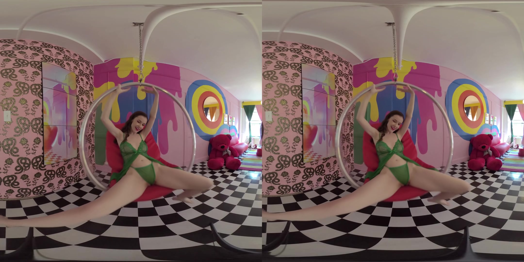 Swinger VR - EmilyBloom