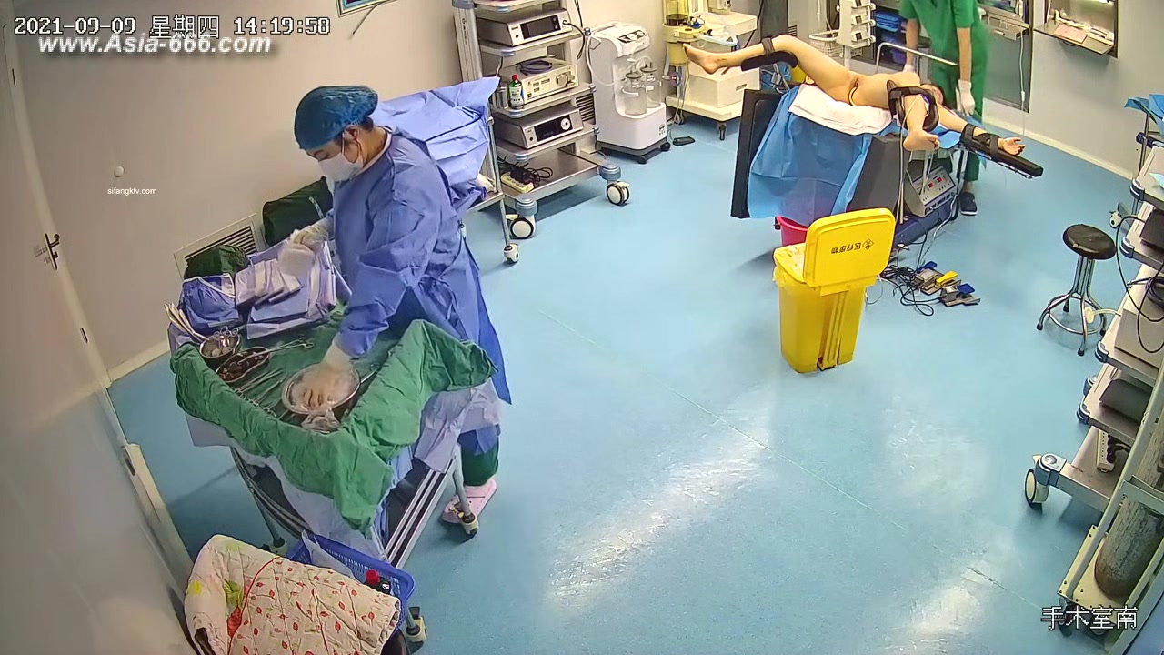 Peeping Hospital patient.12