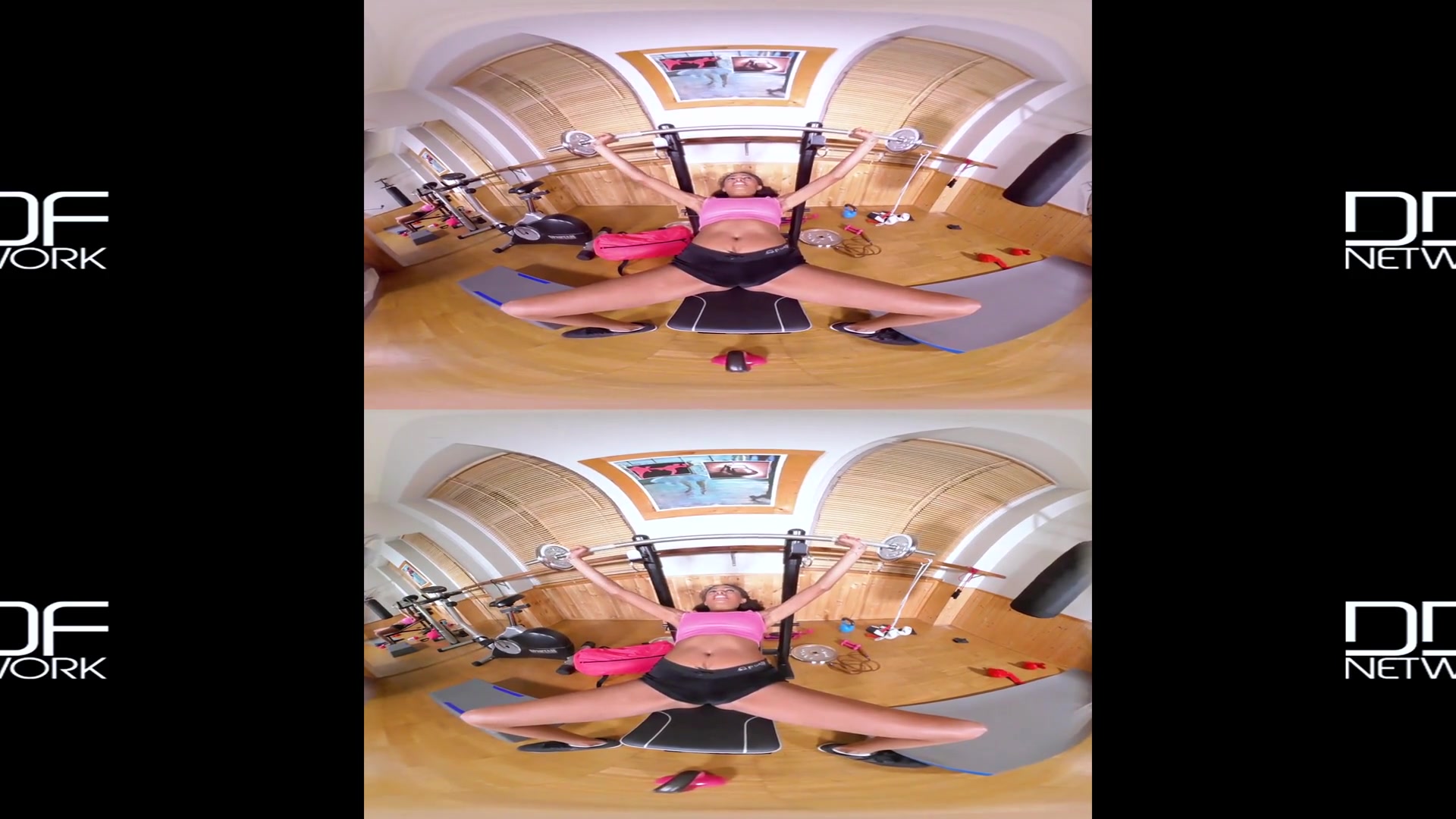 Luna Corazon in Sporty Spice: Solo Gym Pussy Penetration - DDFNetworkVR