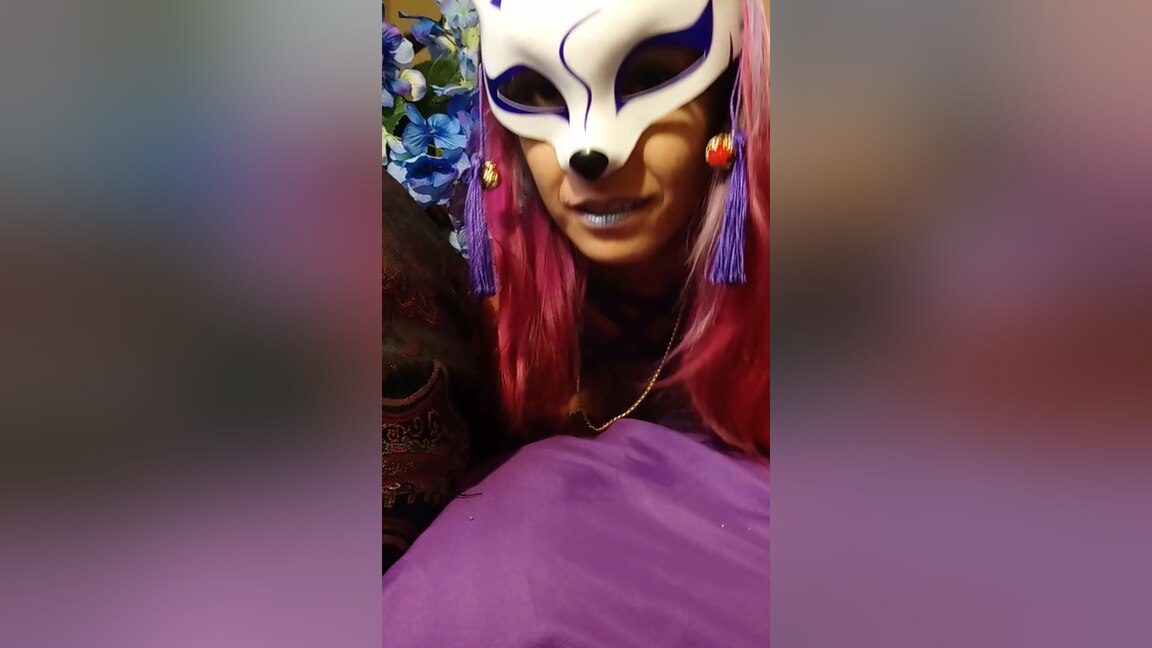 Masked Fishnet Bodysuit Fox Girl Vibes Her Clit And Cums Hard - Ladythetramp