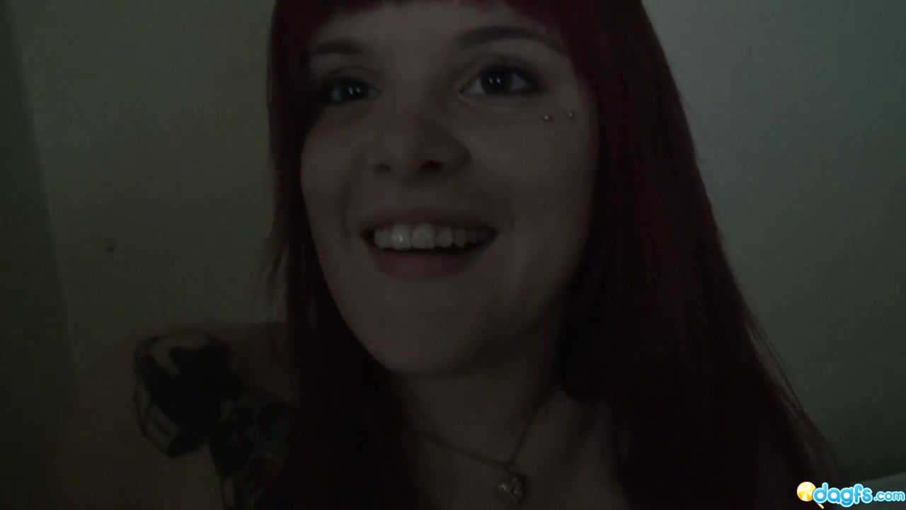 Fingering In The Utility Room - BustyGFsExposed