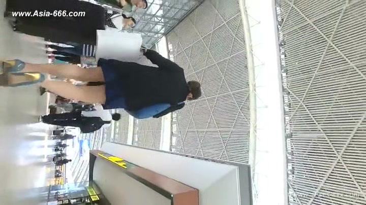 peeping chinese amateur upskirt.28
