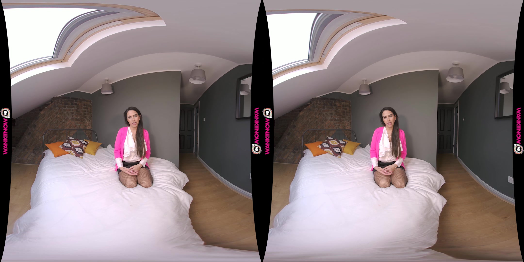 Meet In The Middle featuring Roxxy Lea - WankitNowVR