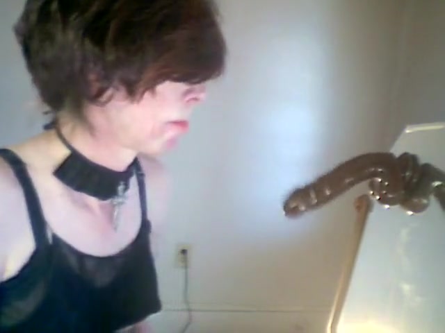 Crazy homemade shemale scene with Dildos/Toys, Webcam scenes