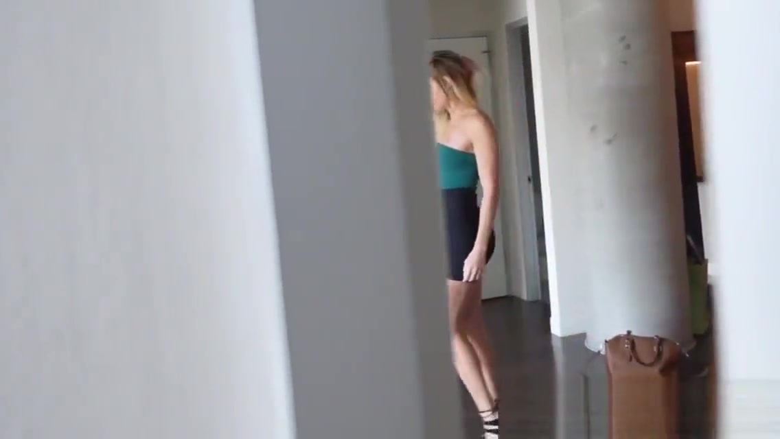 Stepsis gets mouth cummed