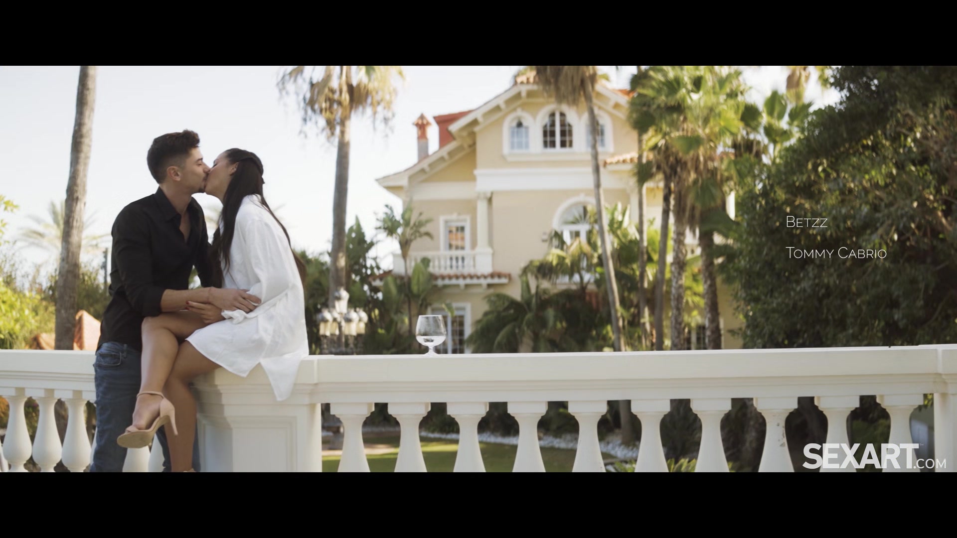 Shifting Moments - Betzz & Tommy Cabrio