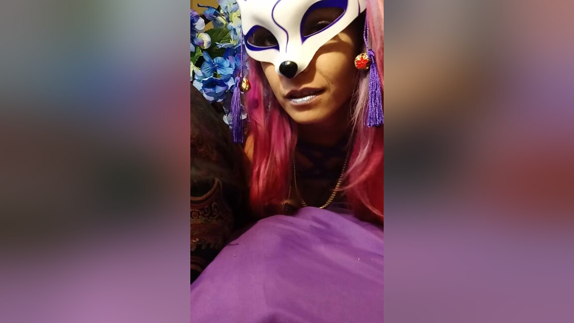 Masked Fishnet Bodysuit Fox Girl Vibes Her Clit And Cums Hard - Ladythetramp