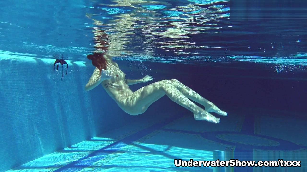 Tiffany Video - UnderwaterShow