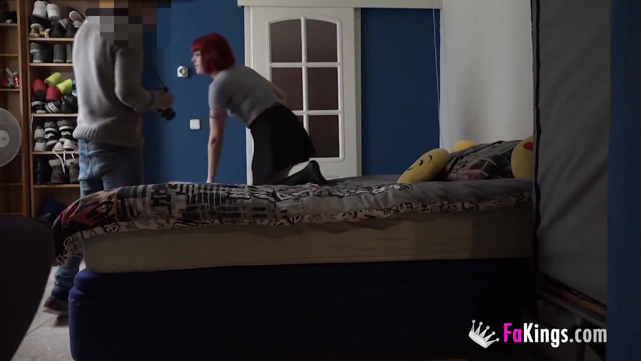 Alternative model fucks her own photographer