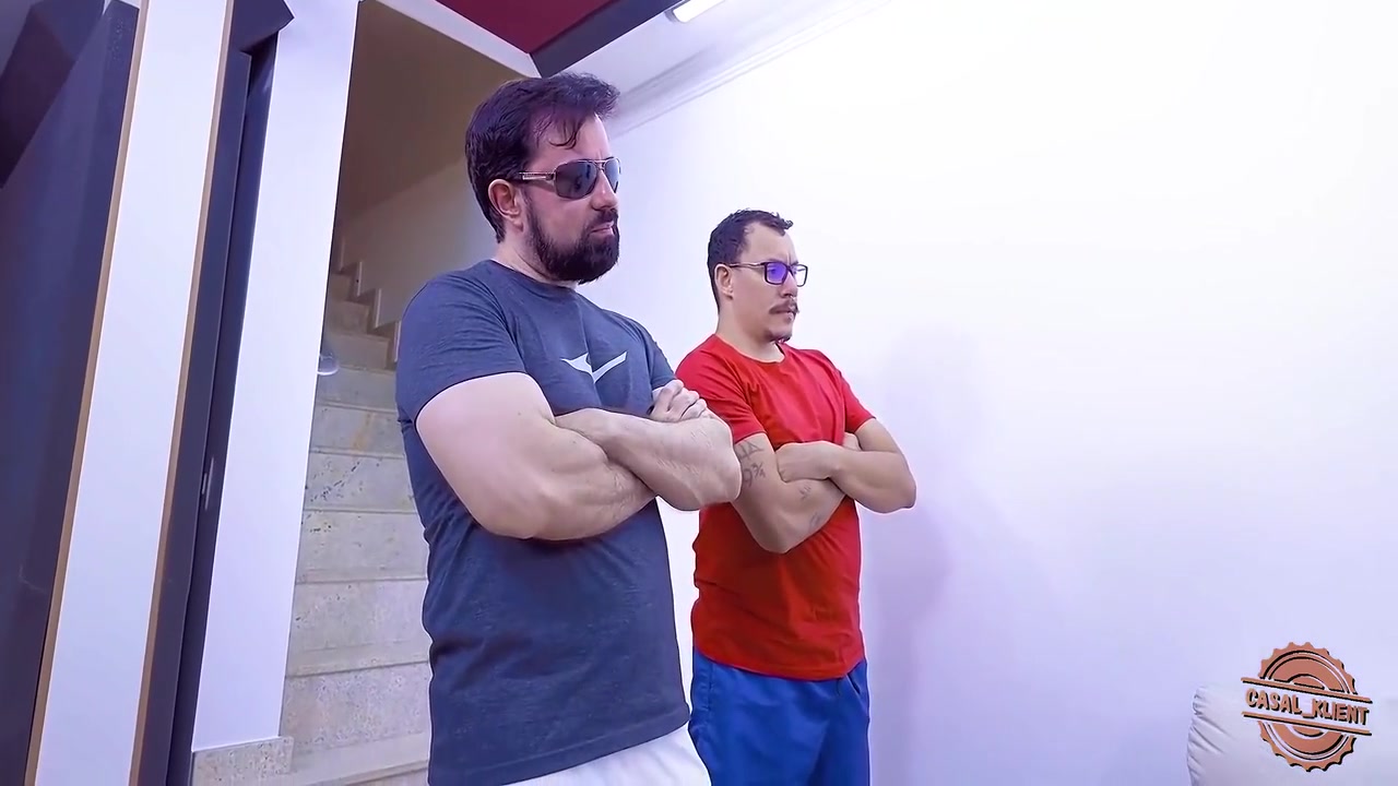 Pegamos Novinhas No Flagra E Demos Um Trato Nelas - Lary Lacerda, Tiago Oliveira And Gaby Oliveira