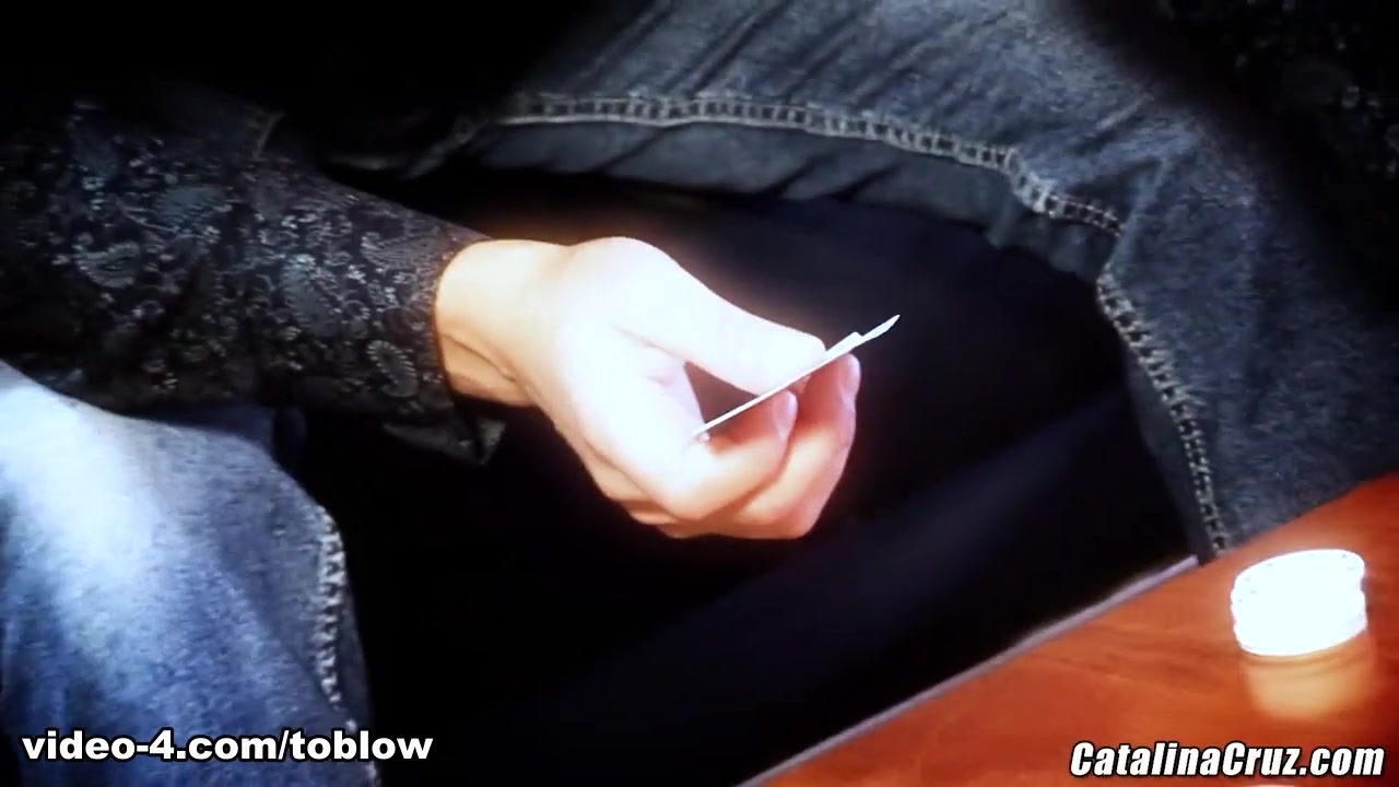 Sarah Twain - LicensedToBlow