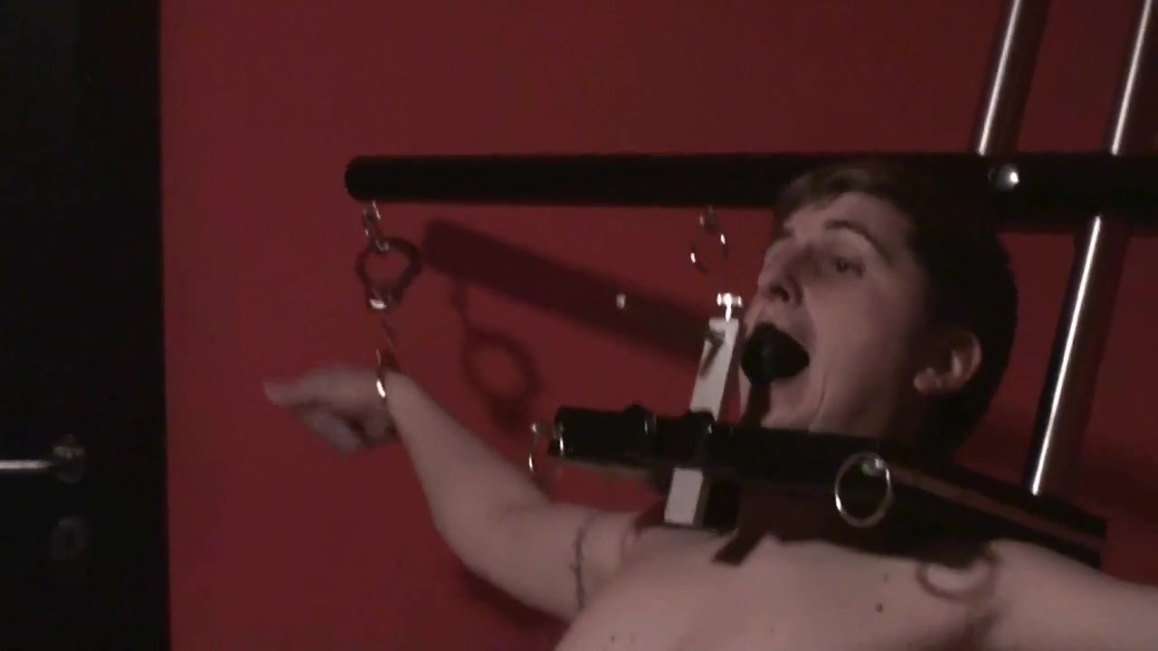 Electric stimulation for the slave by Femdom Austria