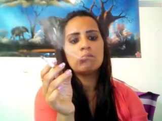 Desi Horny Aunty smoking n showing everythng
