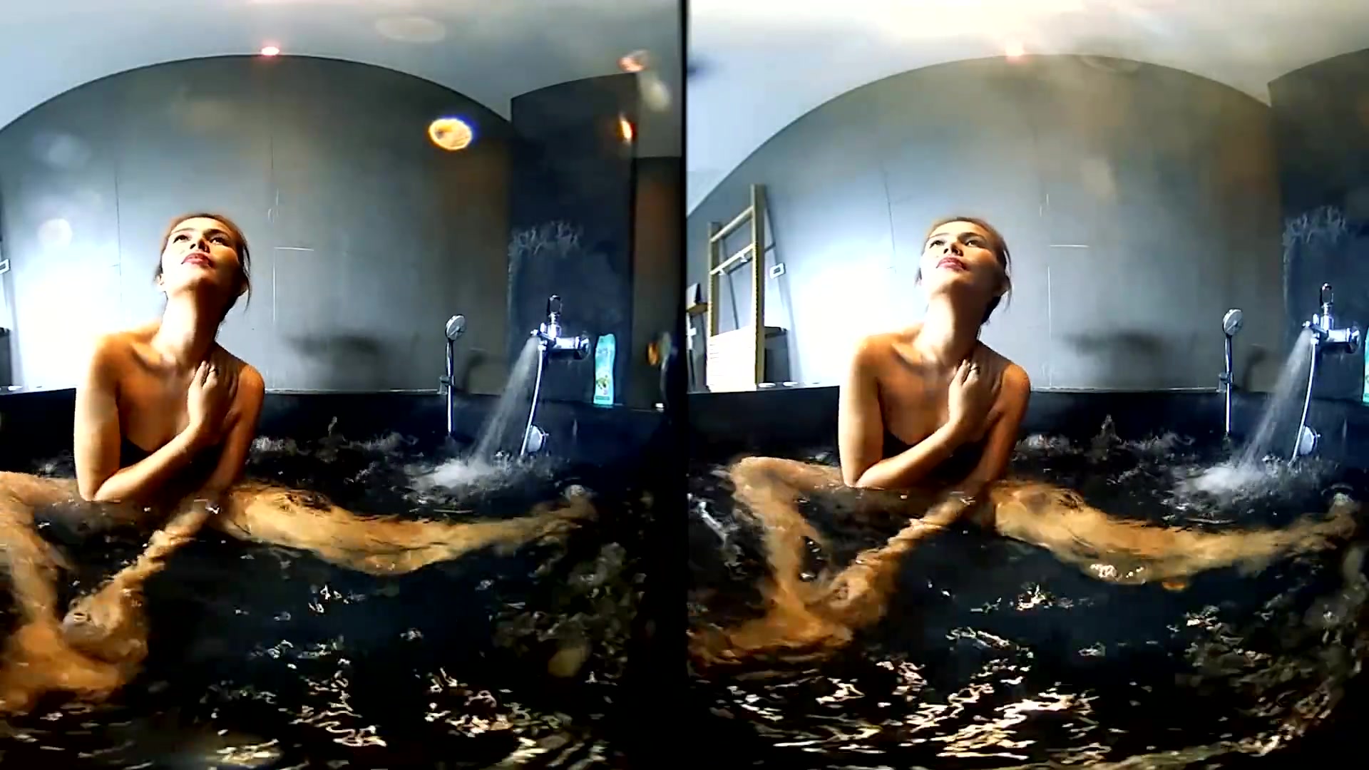 Wet Finger Games In The Whirlpool 3 - VRpussyVision