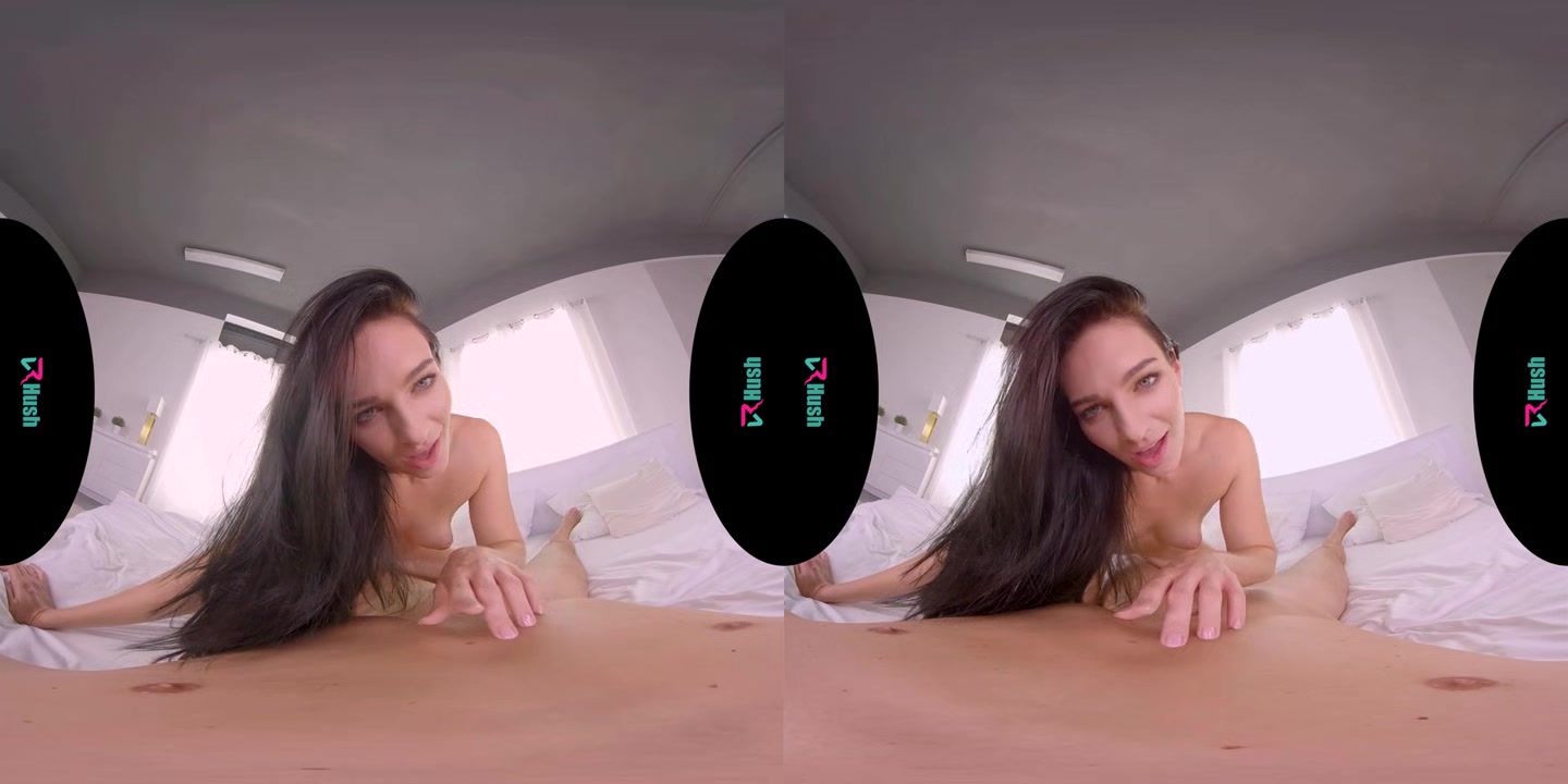 VRHUSH Petite babe Leanne Lace wants you to fuck her hard