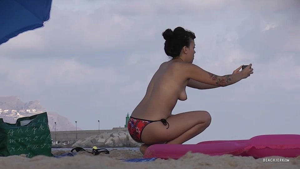 Chunky bum - BeachJerk