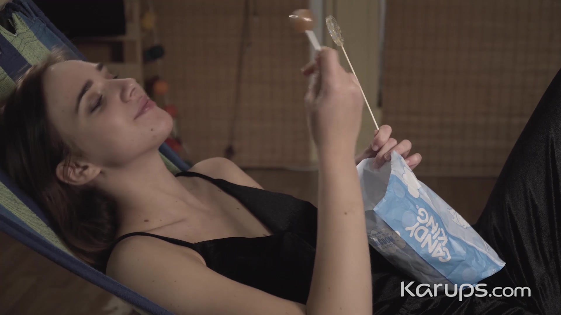 Oxana Chic - Karups