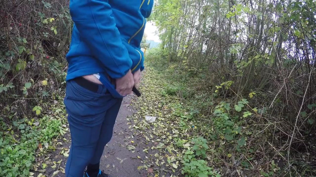 Another Desperate Bike Wee!