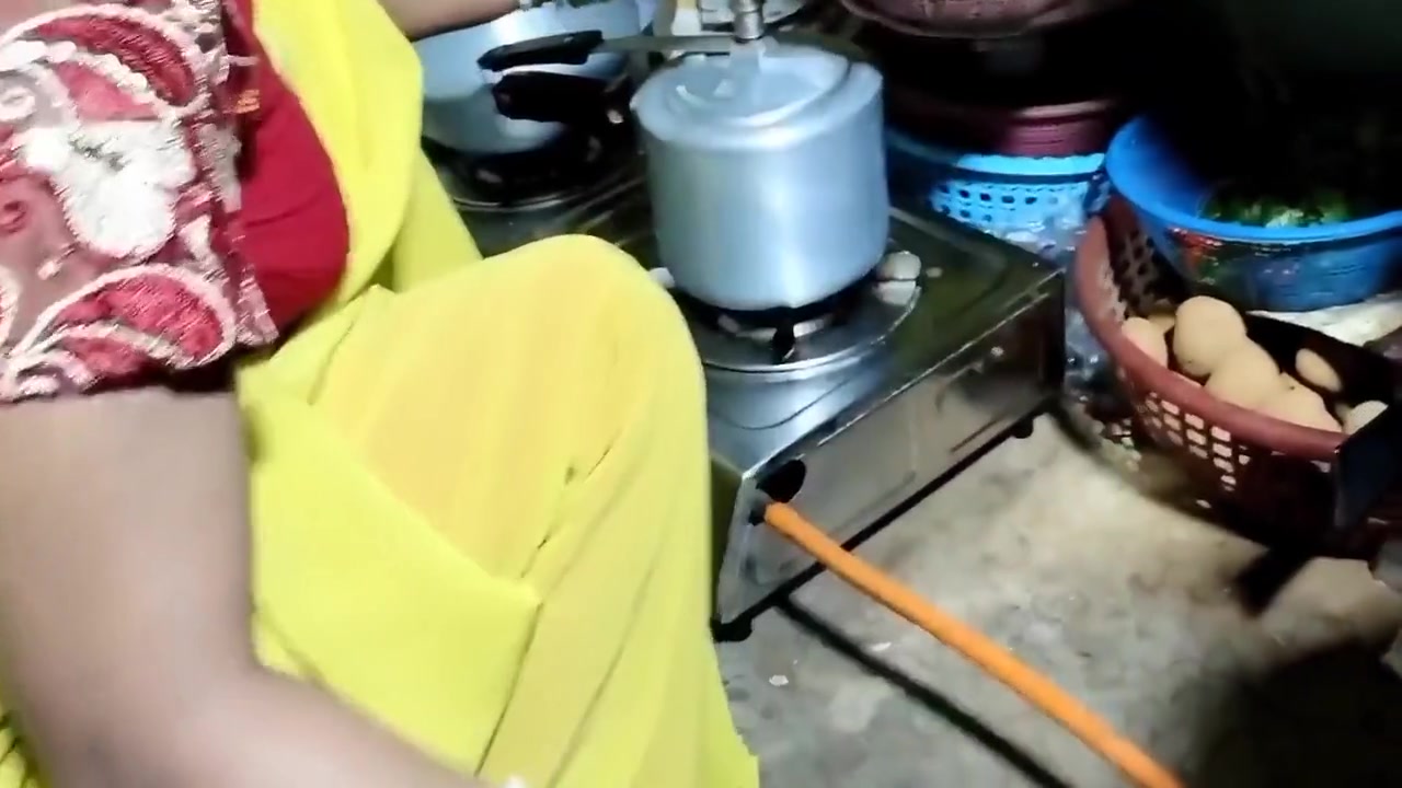 Fucked Friends Desi Wife In The Kitchen