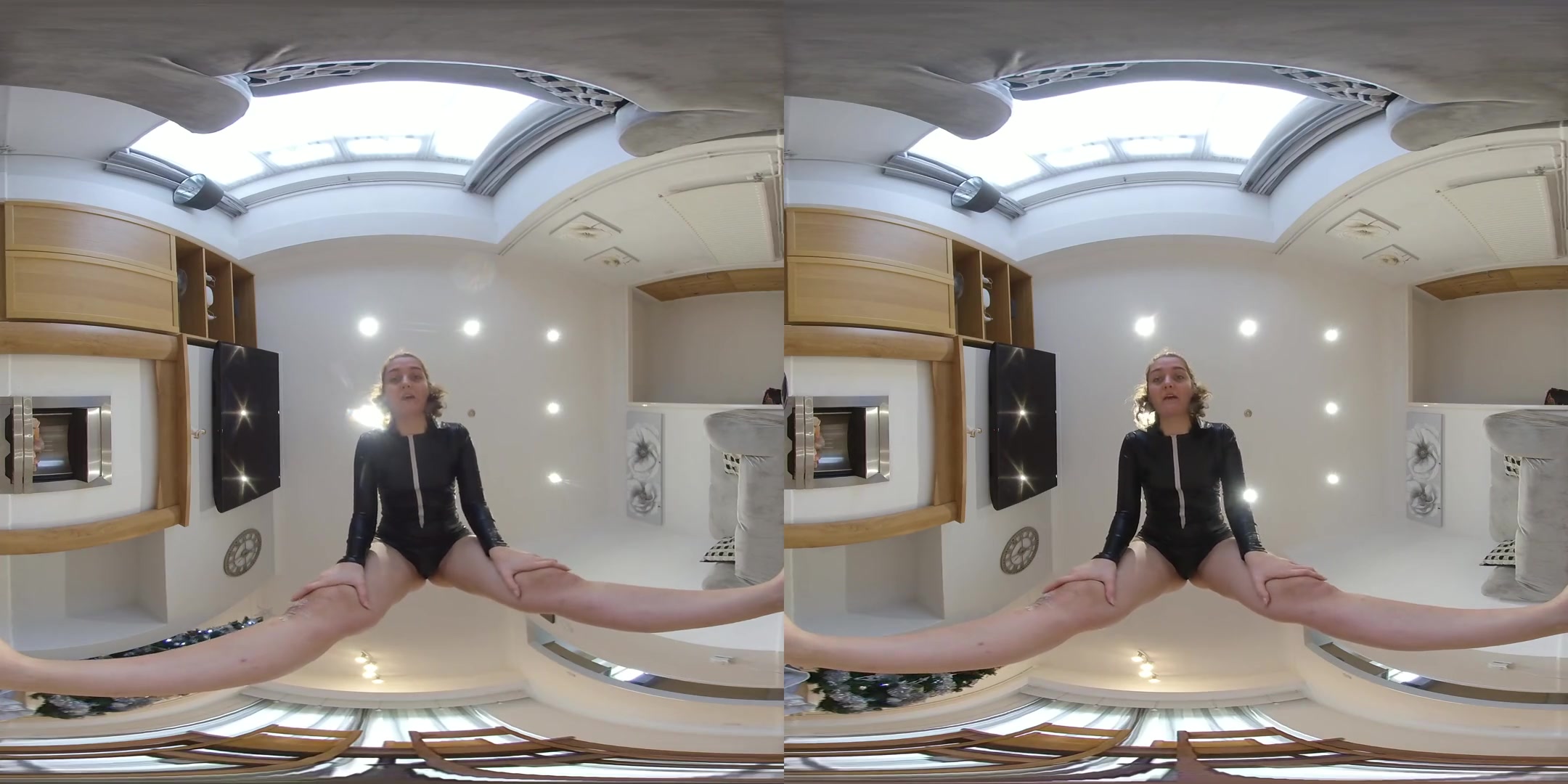 Tamsin, Face Sitting; Amateur Fetish VR POV - SexLikeReal