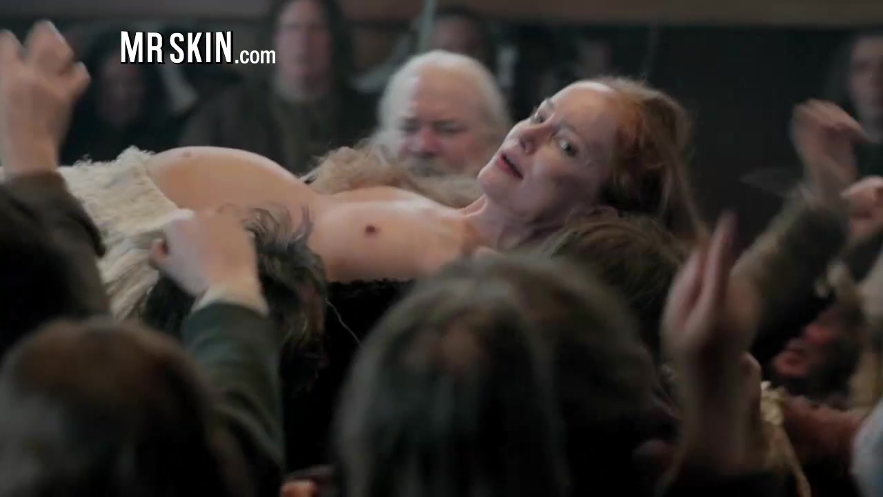 See South of Salma Hayek's Border in Everly - Mr.Skin
