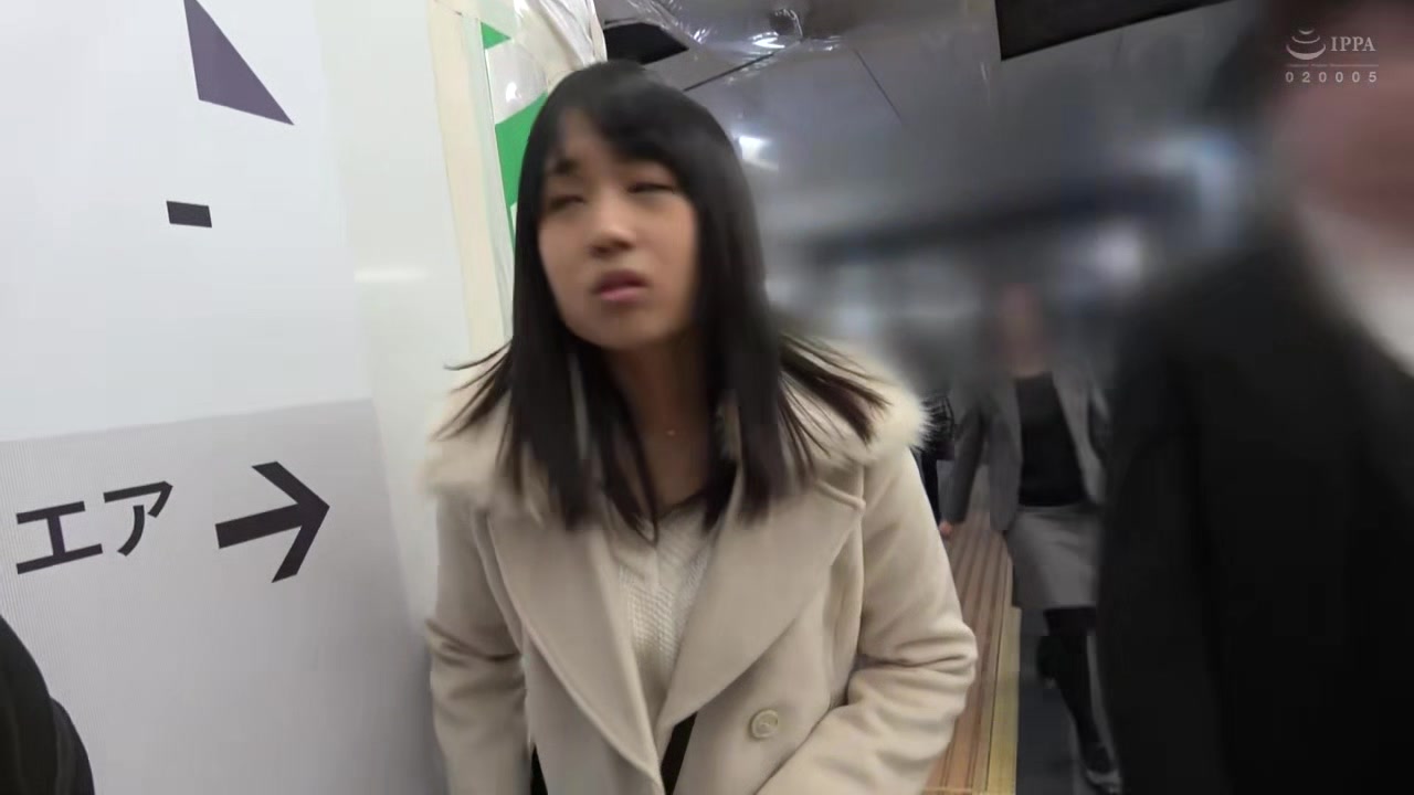 0001071_19歳の日本人女性がグラインド騎乗位するセックス
