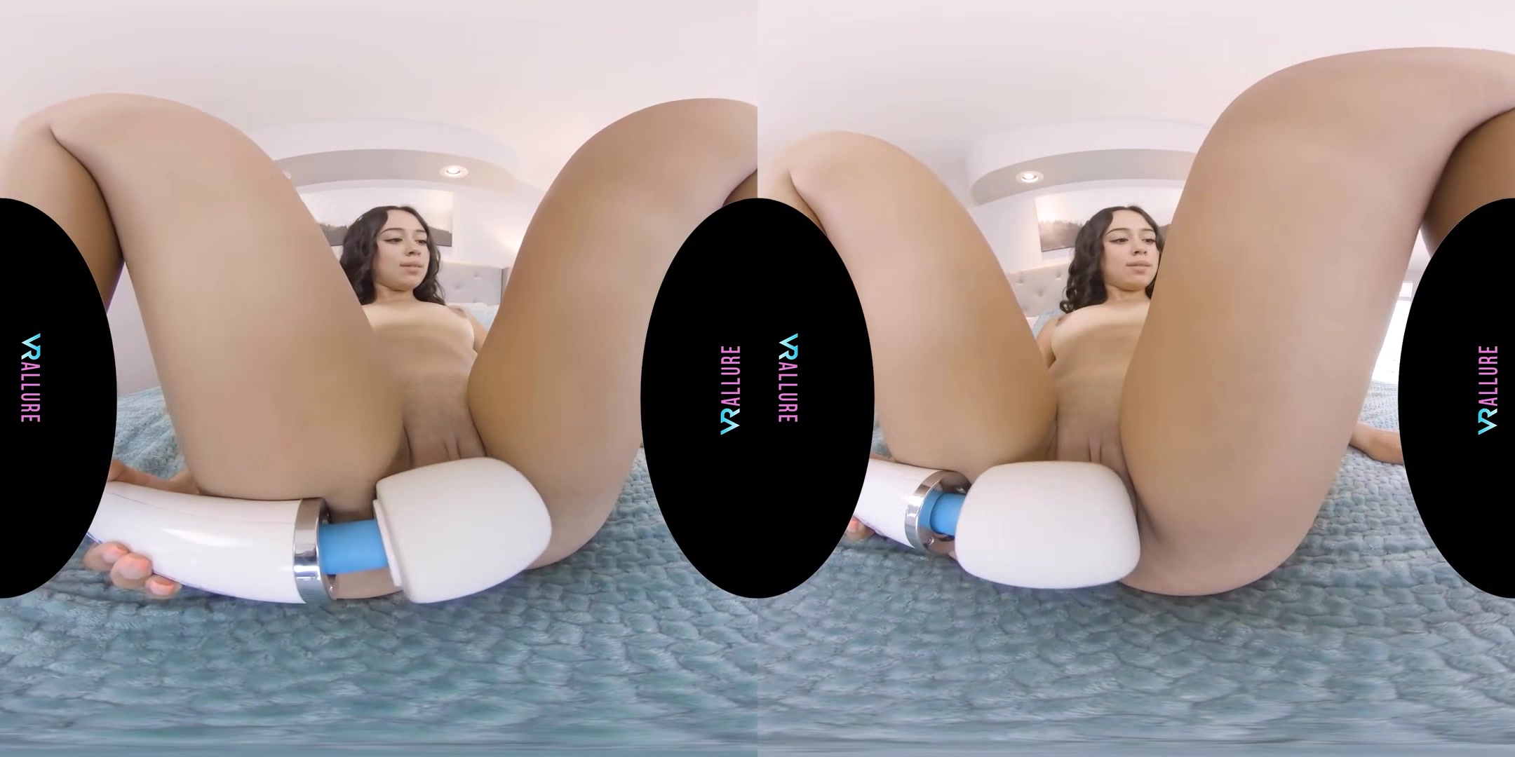 Dania Vega - VRHush