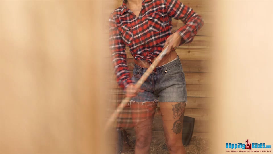 Louise - Stripping Stable Girl - BoppingBabes