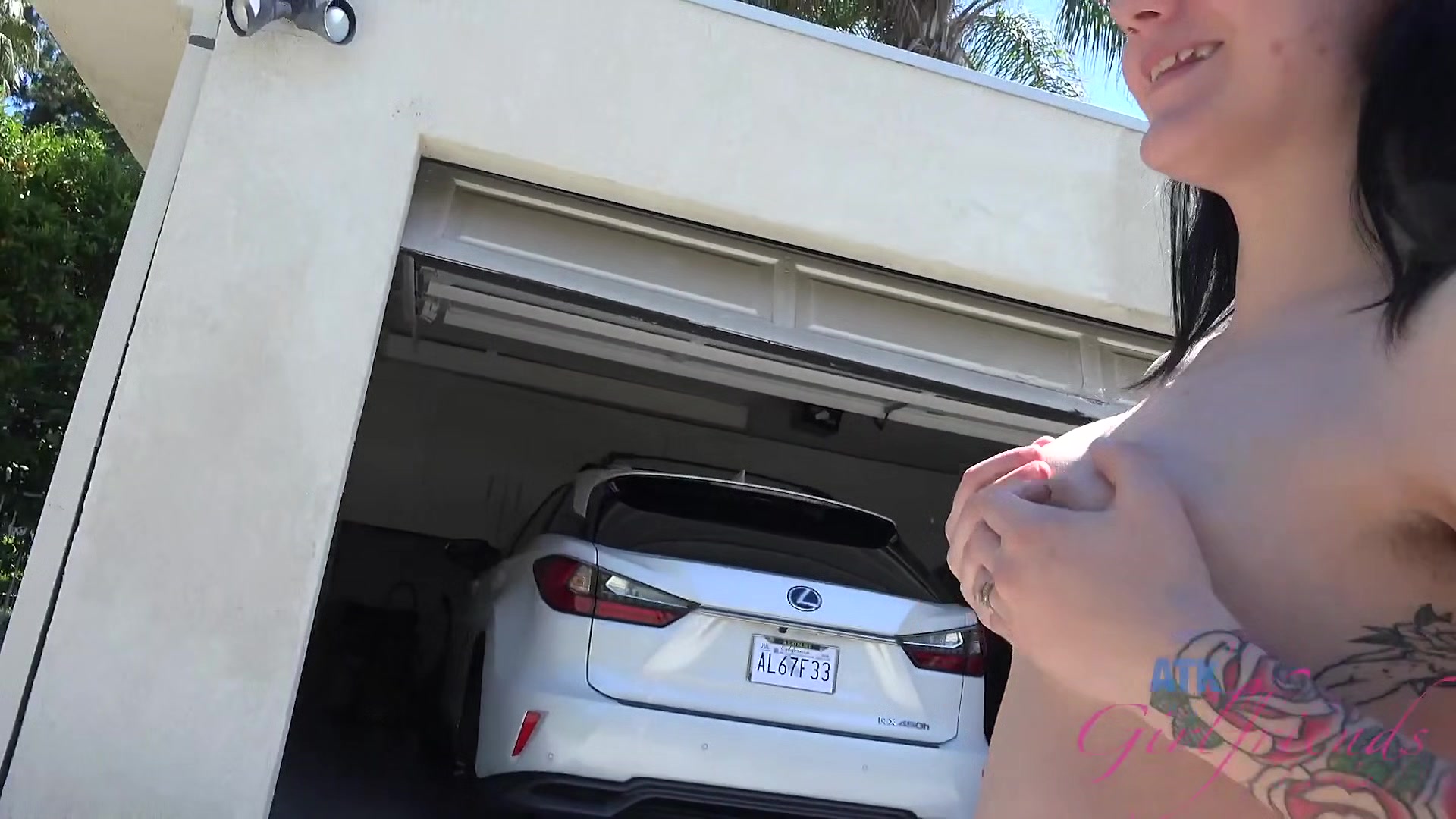 Virtual Date - Cute Brunette Went Outside To Pee