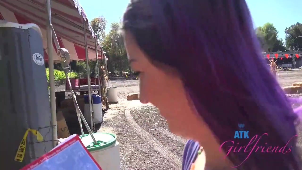 Virtual Date - Lily Adams