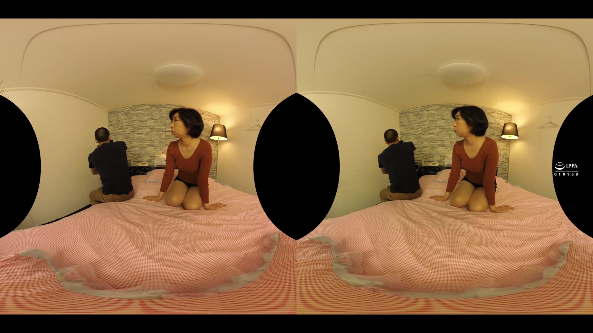 Erika Kurata in Erika Kurata I Picked Up a Mature Woman for a VR Home Movie - CasanovA