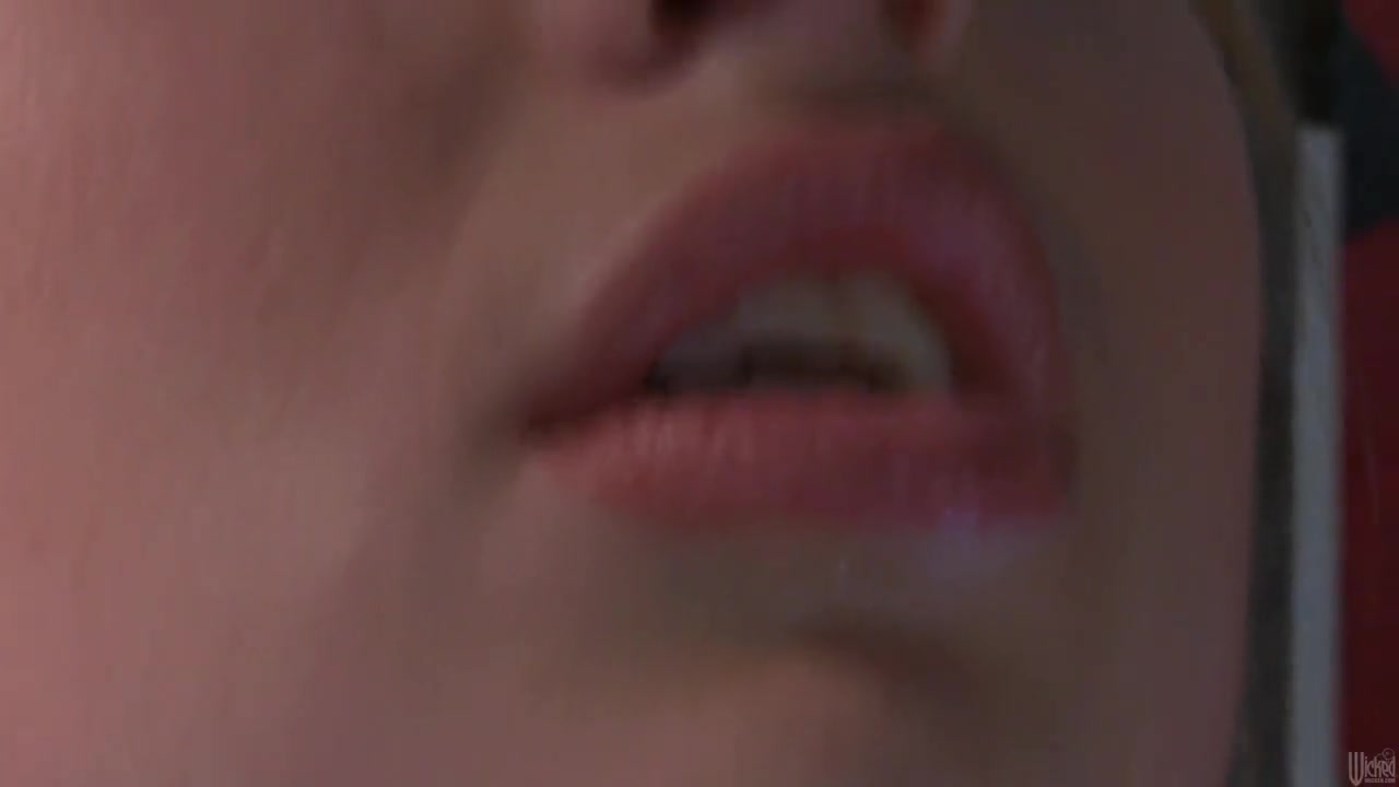 Busty Molly Bennet gets tortured in kinky fantasy