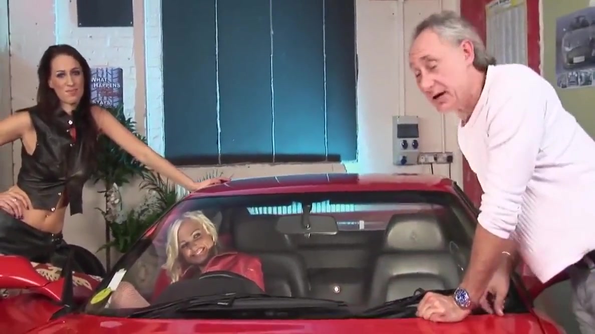 Luna Stern, Ray Wells And Tammie Lee - Old Man Knows How To Fuck A Pussy Good
