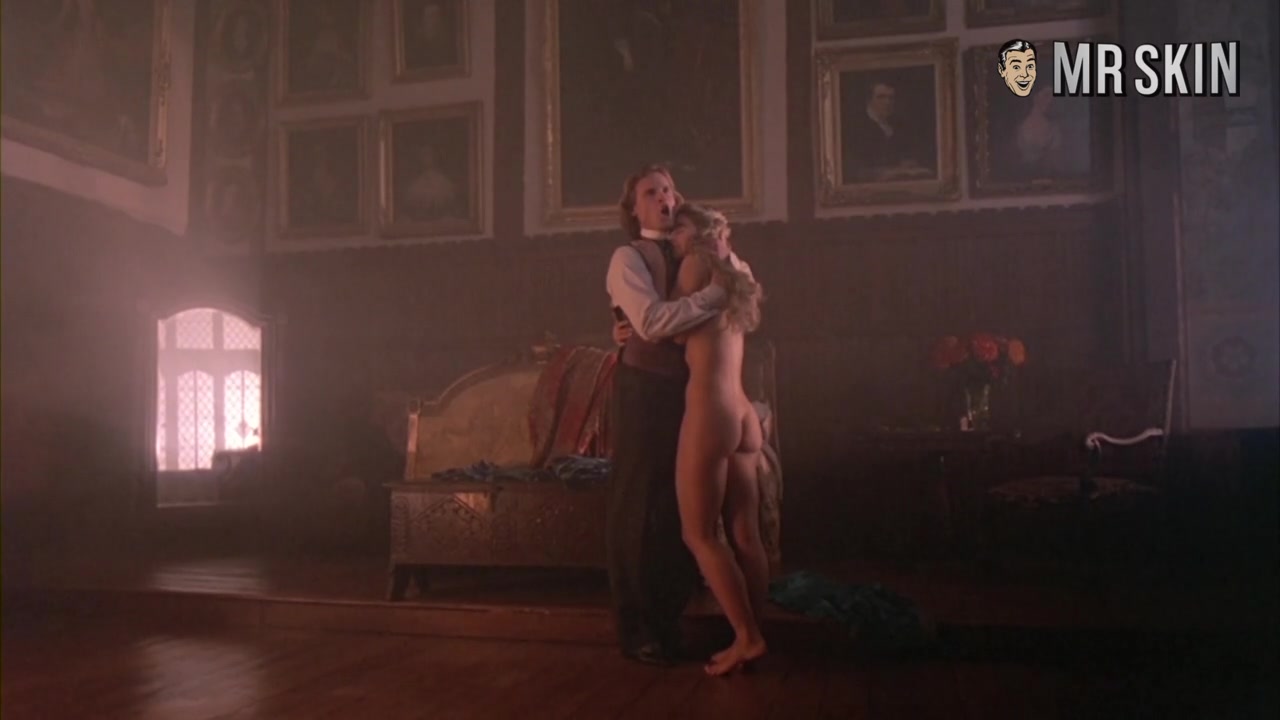 See Scarlett Johansson Out Of Her Shell - Mr.Skin