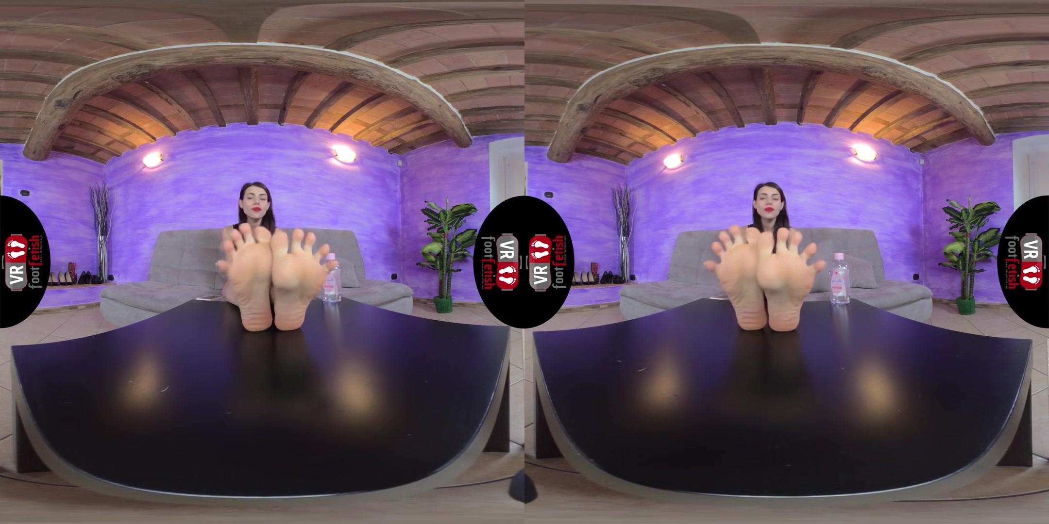 Super-hot Petra Spreads Her Delicious Toes And Wears Transparent Open-toe Sandals; Foot Fetish Virtual Reality Solo