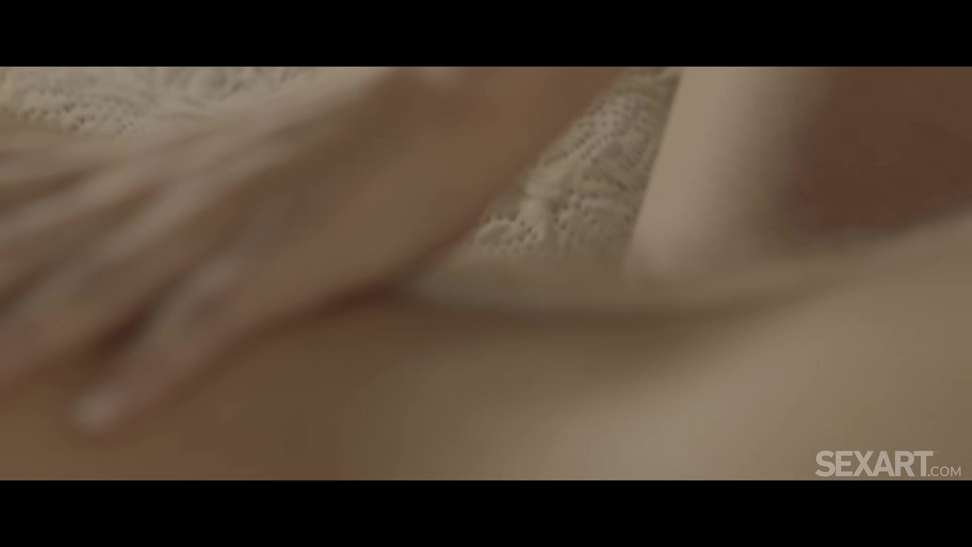 Skin To Skin - Milena Ray & Tommy Gold