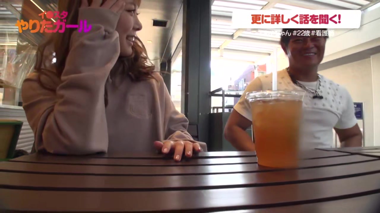 0005758_ニーハイブーツヒール 接吻 美女などが含まれている