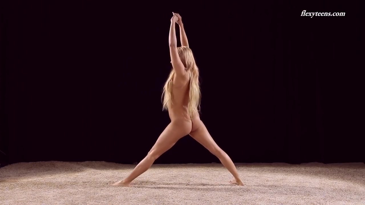Very Talented teen 18+ Shows How Flexible You Should Be - Slava Andreykina