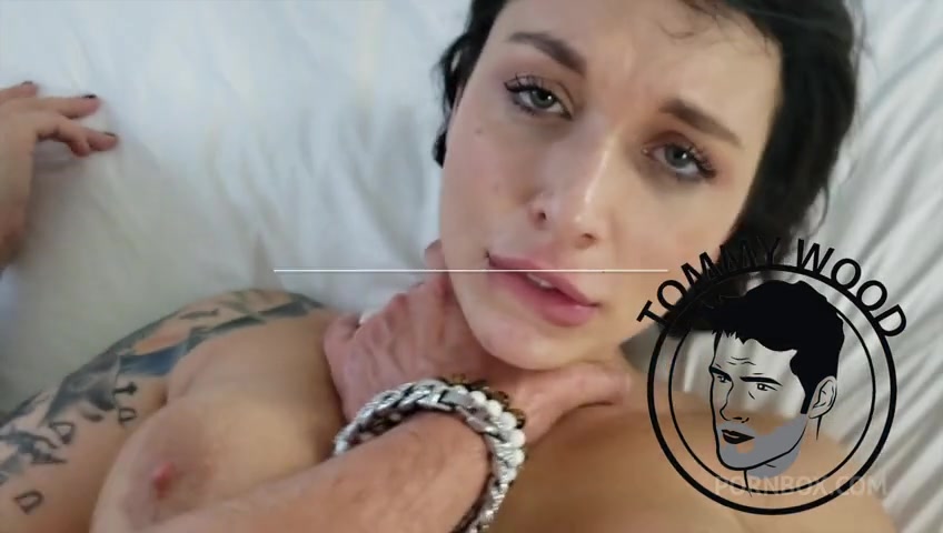 THREESOME BIG BOOTY LATINAS GETTING HARD POUNDING LASIRENA69 TRUKAIT - PissVids