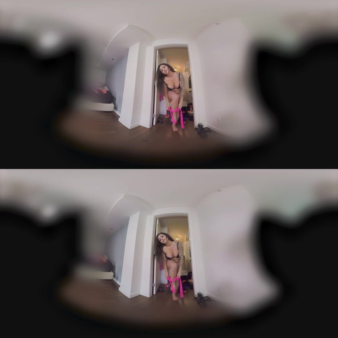 Mia Madison in The GFE Collection: Pre Party Warmup - HoloGirlsVR